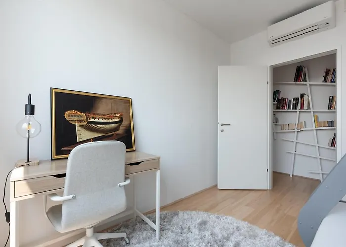 Luxus über Den Wolken, 18. Stock Mit Klimaanlage Und Garage Apartment Wien