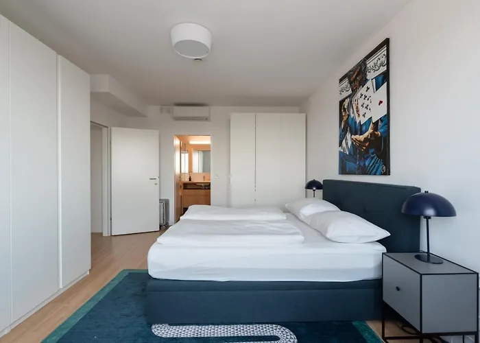 Luxus über Den Wolken, 18. Stock Mit Klimaanlage Und Garage