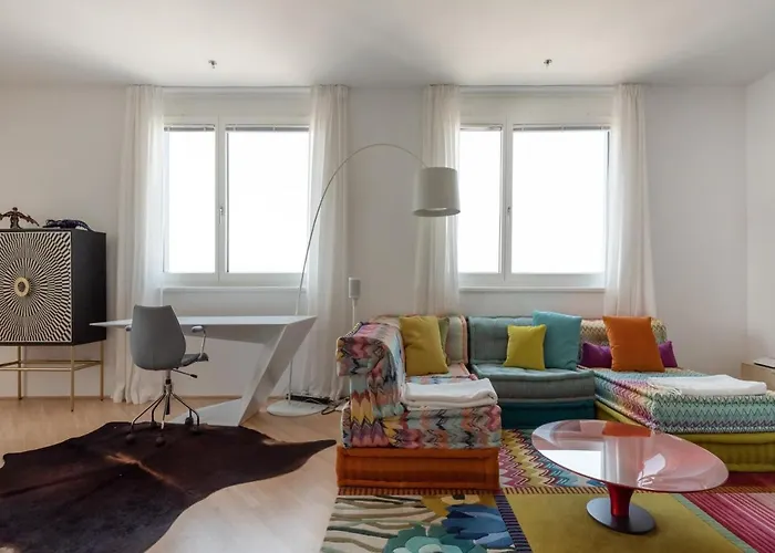 Luxus Ueber Den Wolken, 18. Stock Mit Klimaanlage Und Garage Viena
