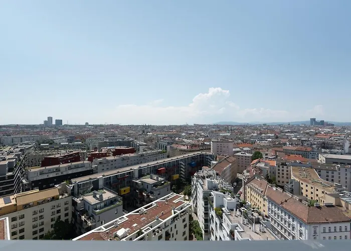 Luxus Ueber Den Wolken, 18. Stock Mit Klimaanlage Und Garage Apartamento