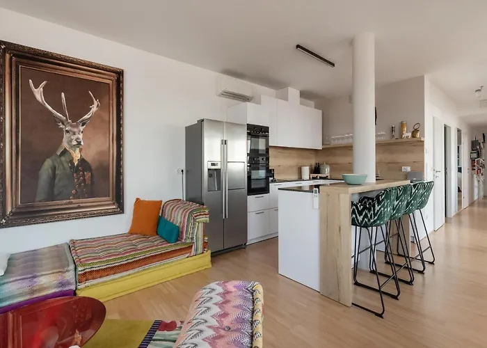Apartment Luxus über Den Wolken, 18. Stock Mit Klimaanlage Und Garage