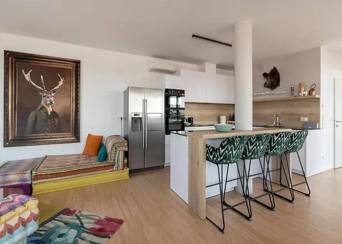 Luxus über Den Wolken, 18. Stock Mit Klimaanlage Und Garage Apartment Wien