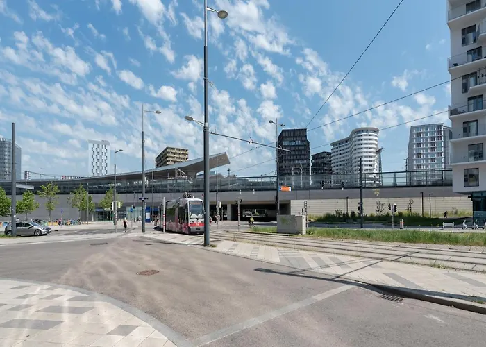 Luxus über Den Wolken, 18. Stock Mit Klimaanlage Und Garage Wien