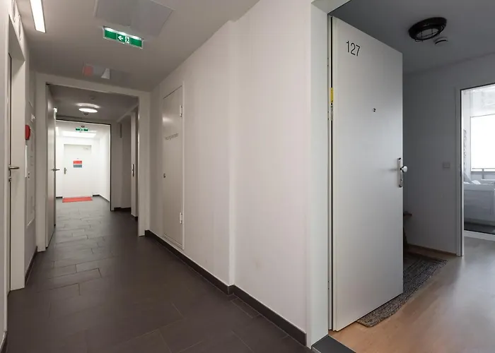 Luxus über Den Wolken, 18. Stock Mit Klimaanlage Und Garage