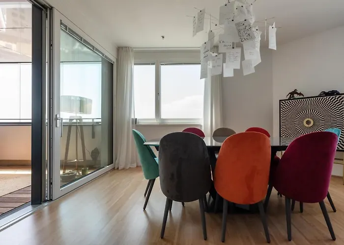 Luxus über Den Wolken, 18. Stock Mit Klimaanlage Und Garage *