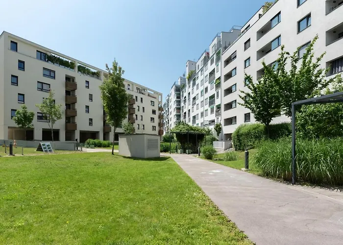 Luxus über Den Wolken, 18. Stock Mit Klimaanlage Und Garage Apartment *
